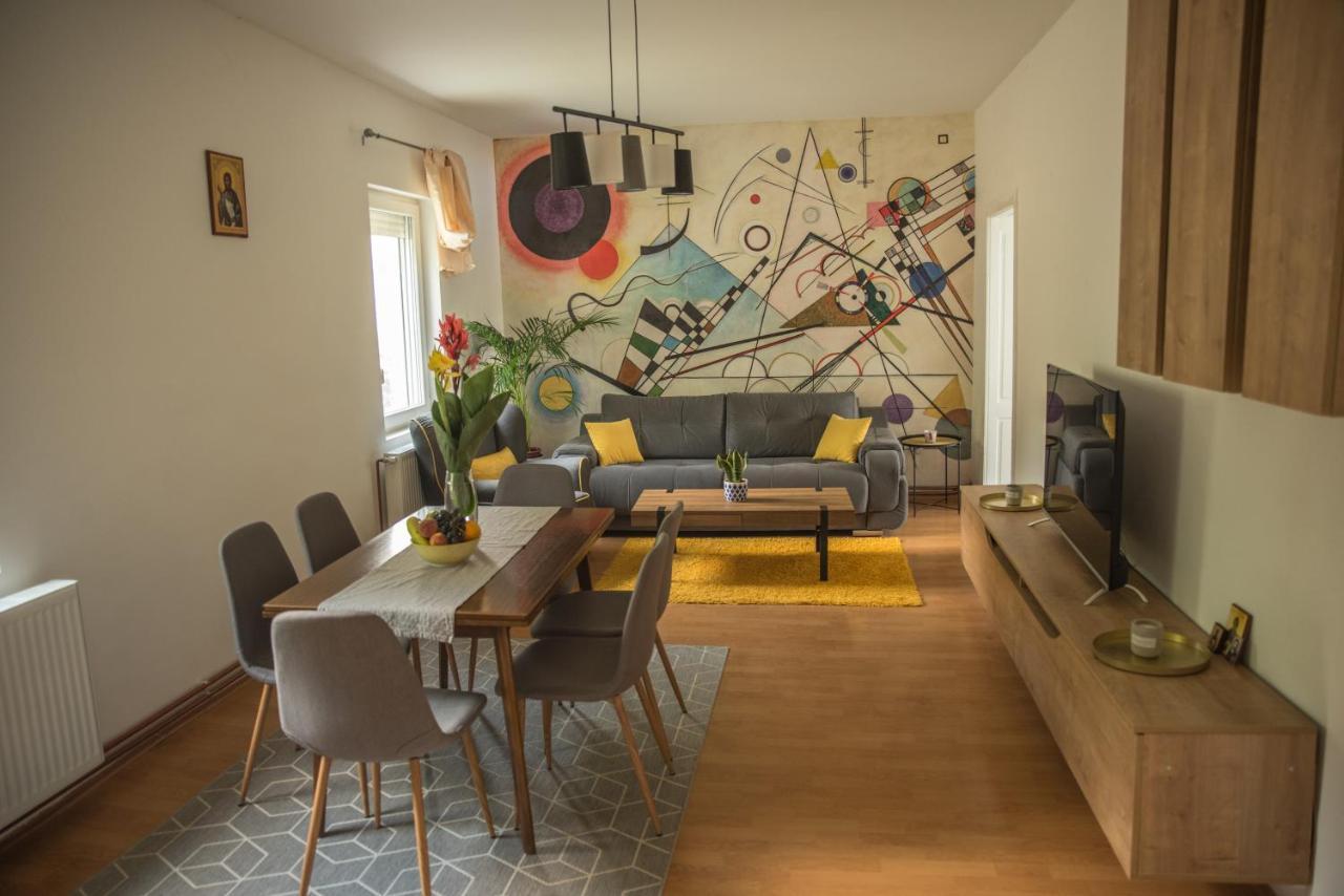Skriveni Raj Guest House Gornji Milanovac Bagian luar foto
