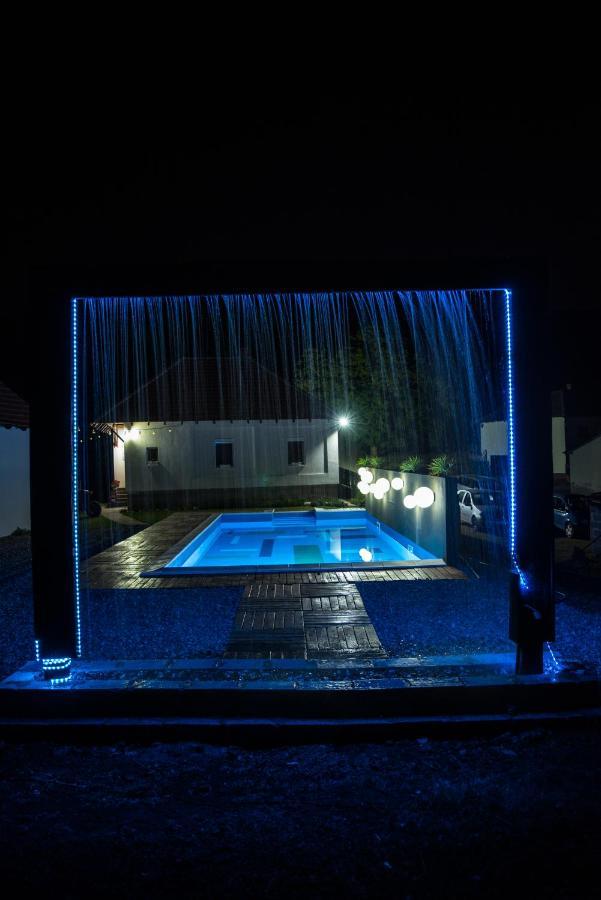 Skriveni Raj Guest House Gornji Milanovac Bagian luar foto